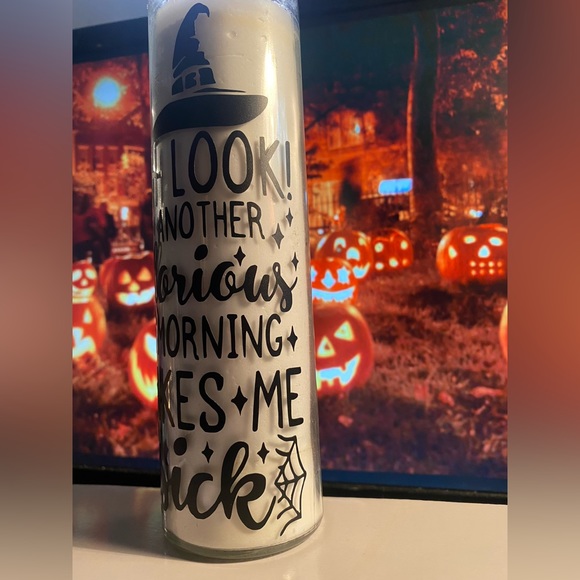 Hocus Pocus Candle - Picture 4 of 5